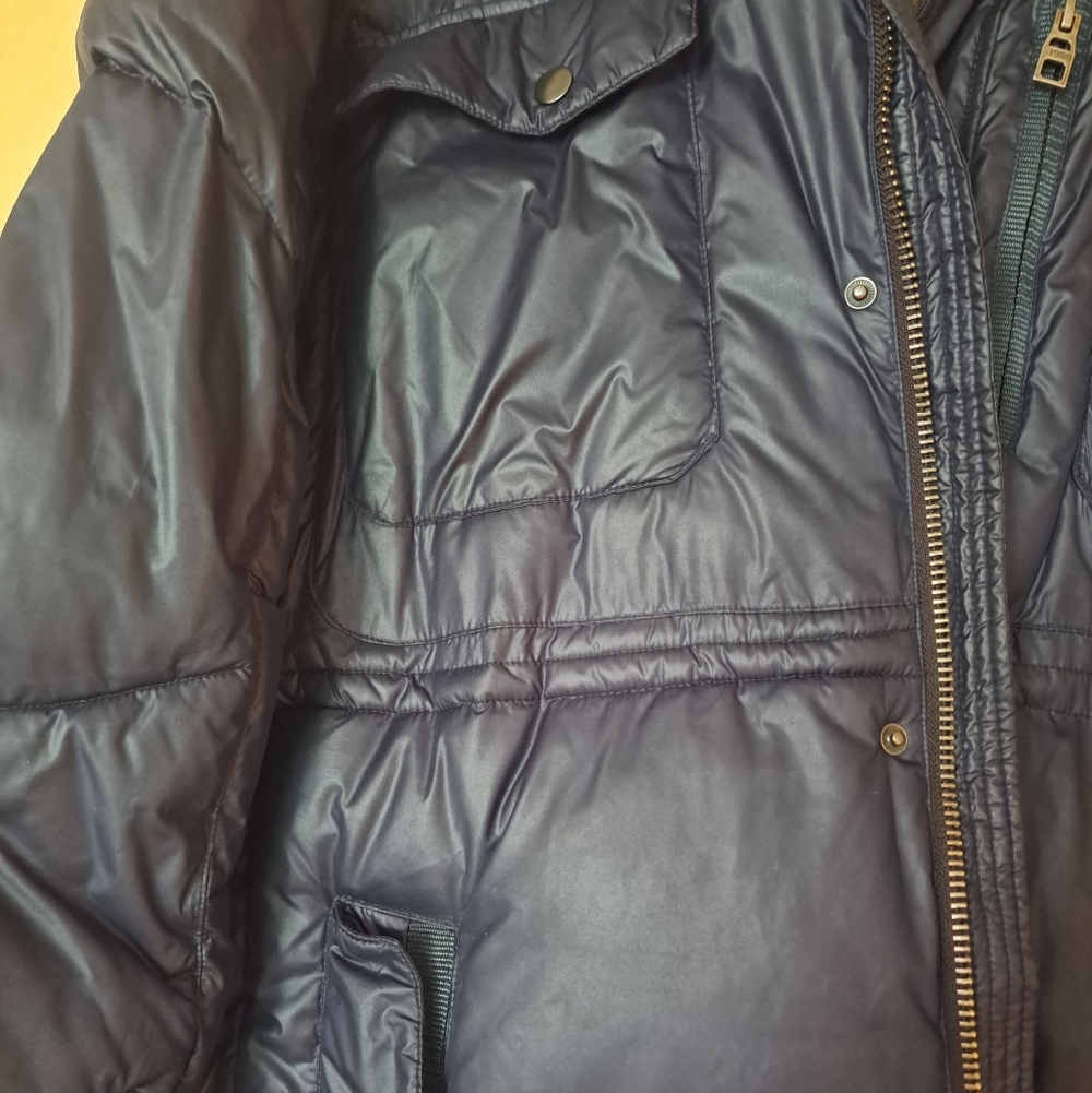 GAP jacket Navy Puffer Parka with Fur Trim. - Picture 6 of 15